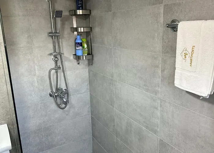 아파트 M3-apartments 크랄레보